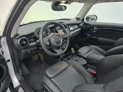 Photo 5 Mini Mini  Cooper SE 184ch Edition Premium Plus BVA 5CV