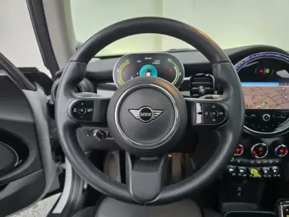 Photo 12 Mini Mini  Cooper SE 184ch Edition Premium Plus BVA 5CV