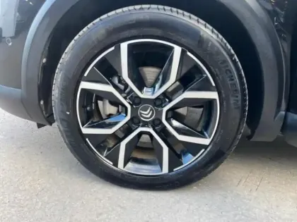 Photo 10 Citroën C4  Moteur électrique 136ch (100 kW) Shine Pack Automatique