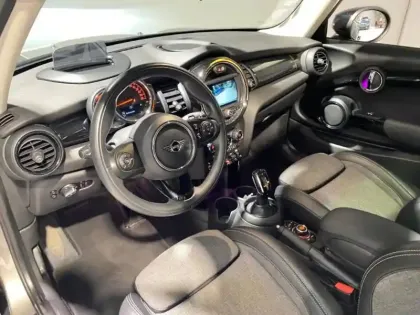 Photo 10 Mini Mini  Cooper 136ch  Edition Greenwich BVA7