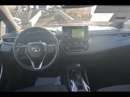 Photo 11 Toyota Corolla  Touring Spt 122h Design