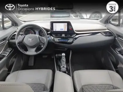 Photo 7 Toyota C-HR  122h Distinctive 2WD E-CVT MY22