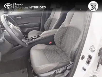 Photo 10 Toyota C-HR  122h Distinctive 2WD E-CVT MY22