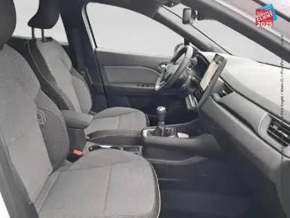 Photo 4 Renault Captur  1.0 TCe 90ch Techno - 25 Camera GPS