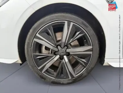 Photo 9 Peugeot 308  PHEV 225ch GT e-EAT8