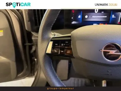 Photo 12 Opel Astra  1.2 Turbo 130ch GS