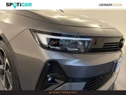 Photo 6 Opel Astra  1.2 Turbo 130ch GS