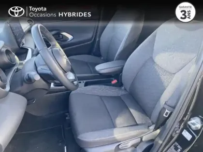 Photo 25 Toyota Yaris  Cross 116h Design MY22