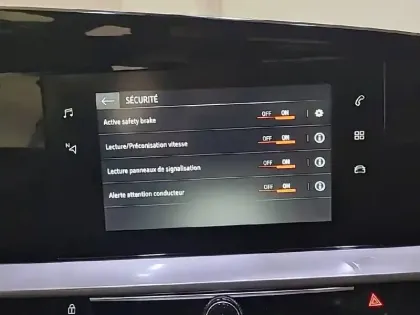 Photo 21 Opel Mokka  Electrique 136 ch & Batterie 50 kWh