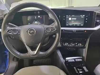Photo 7 Opel Mokka  Electrique 136 ch & Batterie 50 kWh
