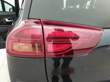 Photo 38 Kia Niro e- Electrique 204 ch