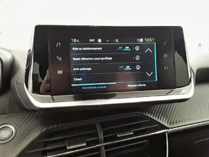 Photo 40 Peugeot 208  Electrique 50 kWh 136ch