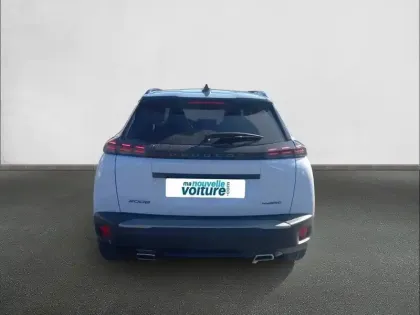 Photo 4 Peugeot 2008  Hybrid 145 e-DCS6