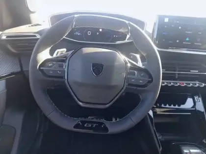 Photo 8 Peugeot 2008  Hybrid 145 e-DCS6