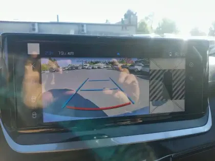 Photo 14 Peugeot 2008  Hybrid 145 e-DCS6