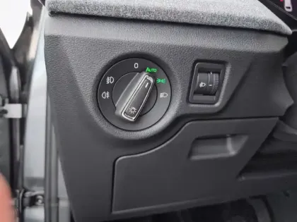 Photo 11 Skoda Scala  1.0 TSI Evo 2 116 ch BVM6