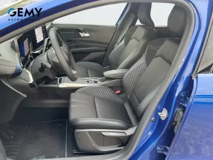 Photo 8 Renault Clio  E-Tech full hybrid 160 ch