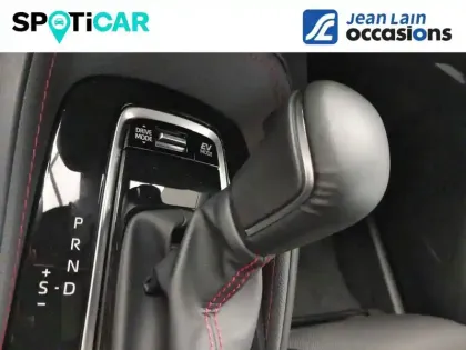 Photo 10 Toyota Corolla  Touring Sports Hybride 178ch