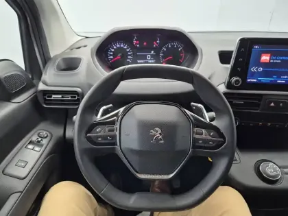 Photo 28 Peugeot Partner  FOURGON M 650 KG BLUEHDI 130 S&S EAT8