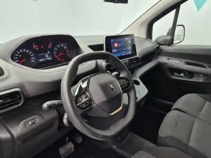 Photo 24 Peugeot Partner  FOURGON M 650 KG BLUEHDI 130 S&S EAT8