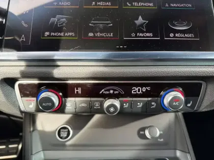 Photo 22 Audi Q3  35 TDI 150 ch S tronic 7