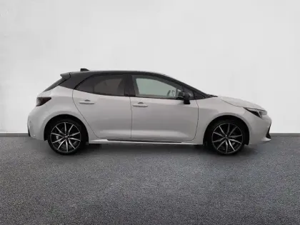 Photo 32 Toyota Corolla  Touring Sports Hybride 196ch