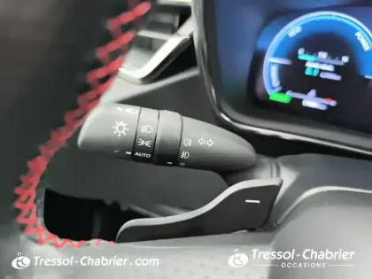 Photo 13 Toyota Corolla  Touring Sports Hybride 196ch