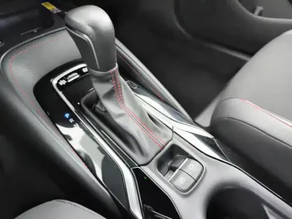 Photo 46 Toyota Corolla  Touring Sports Hybride 196ch