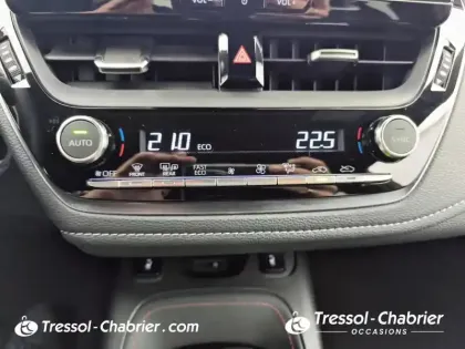 Photo 11 Toyota Corolla  Touring Sports Hybride 196ch