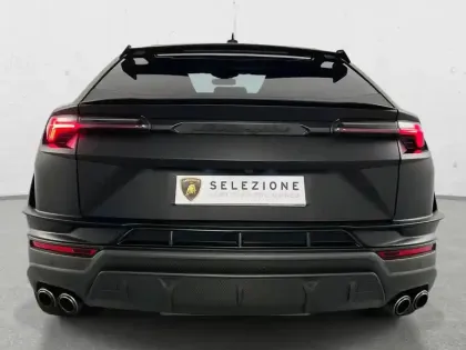 Photo 3 Lamborghini Urus  4.0 V8 666 ch BVA8