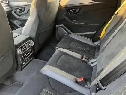 Photo 24 Lamborghini Urus  4.0 V8 666 ch BVA8