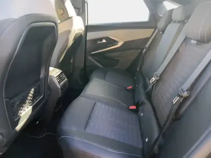 Photo 11 Peugeot 3008  Hybrid 145 e-DCS6