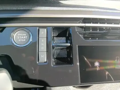 Photo 13 Peugeot 3008  Hybrid 145 e-DCS6