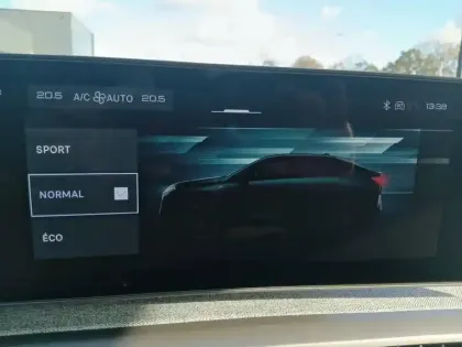 Photo 20 Peugeot 3008  Hybrid 145 e-DCS6