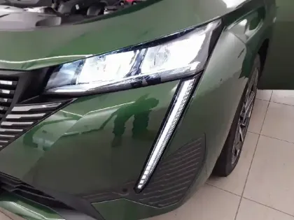 Photo 36 Peugeot 308  PHEV 180 e-EAT8