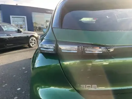 Photo 16 Peugeot 308  PHEV 180 e-EAT8