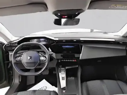 Photo 28 Peugeot 308  PHEV 180 e-EAT8