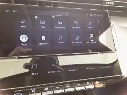 Photo 39 Peugeot 308  PHEV 180 e-EAT8