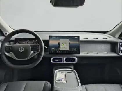 Photo 7 Leapmotor B10  BEV 67.1 kWh - 160 kW