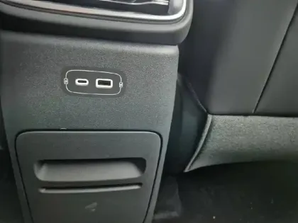 Photo 21 Leapmotor B10  BEV 67.1 kWh - 160 kW