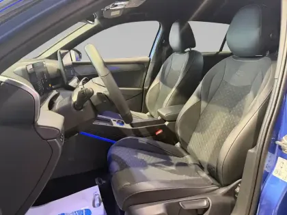 Photo 9 Volkswagen T-roc  1.5 eTSI EVO2 Hybrid 150 ch DSG7