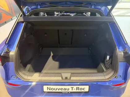 Photo 15 Volkswagen T-roc  1.5 eTSI EVO2 Hybrid 150 ch DSG7