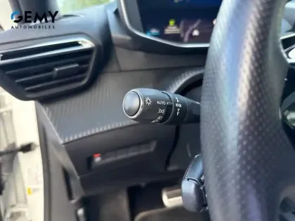 Photo 18 Peugeot 2008  Electrique 136 ch