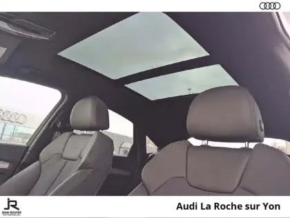 Photo 33 Audi Q5  Sportback 55 TFSIe 367 S tronic 7 Quattro