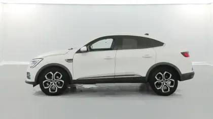 Photo 10 Renault Arkana  TCe 140 EDC FAP - 21B