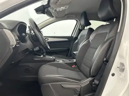 Photo 17 Renault Arkana  TCe 140 EDC FAP - 21B