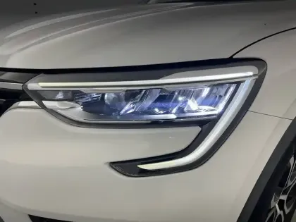 Photo 30 Renault Arkana  TCe 140 EDC FAP - 21B