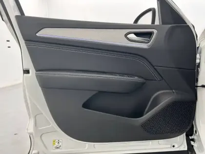 Photo 19 Renault Arkana  TCe 140 EDC FAP - 21B