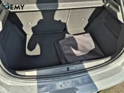 Photo 22 Peugeot 208 Gén. II Ph2 GT 5