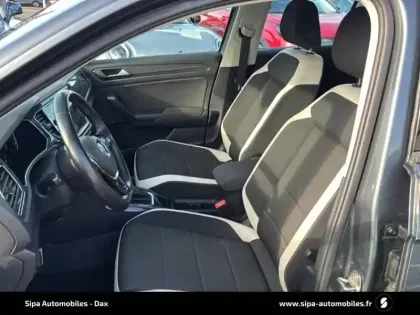 Photo 8 Volkswagen T-roc  1.5 TSI 150 EVO Start/Stop DSG7